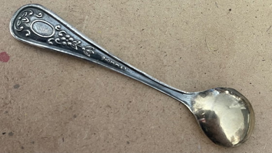 Image 1 of Cuillère à sel ancienne en argent, vers 1930
