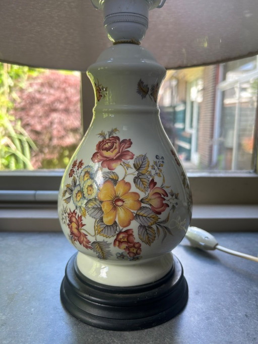 Lamp ceramics