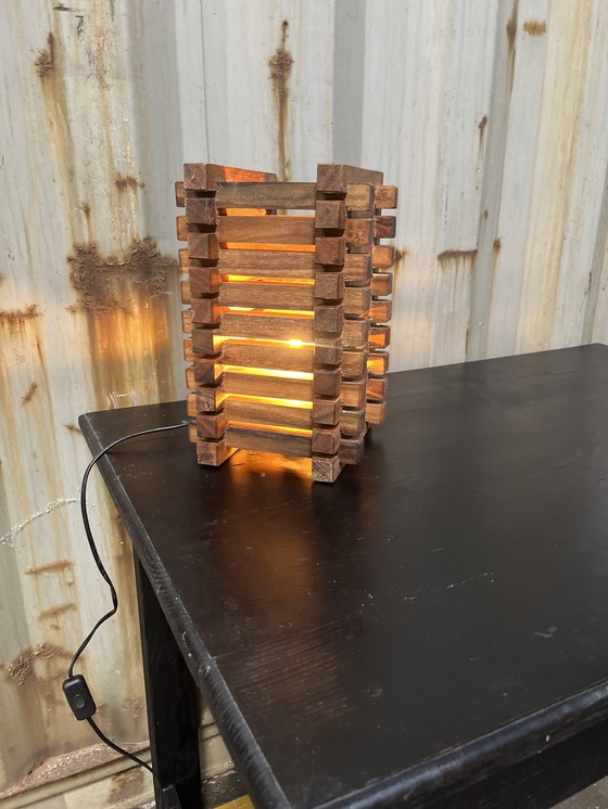 Image 1 of Lámpara de mesa de teca
