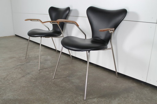 2 x Arne Jacobsen Vintage leren stoelen