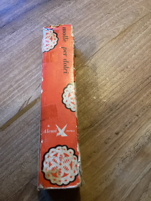 Vintage doosje uit 1950-1960 avec klem voor taart de gebak van Allesi