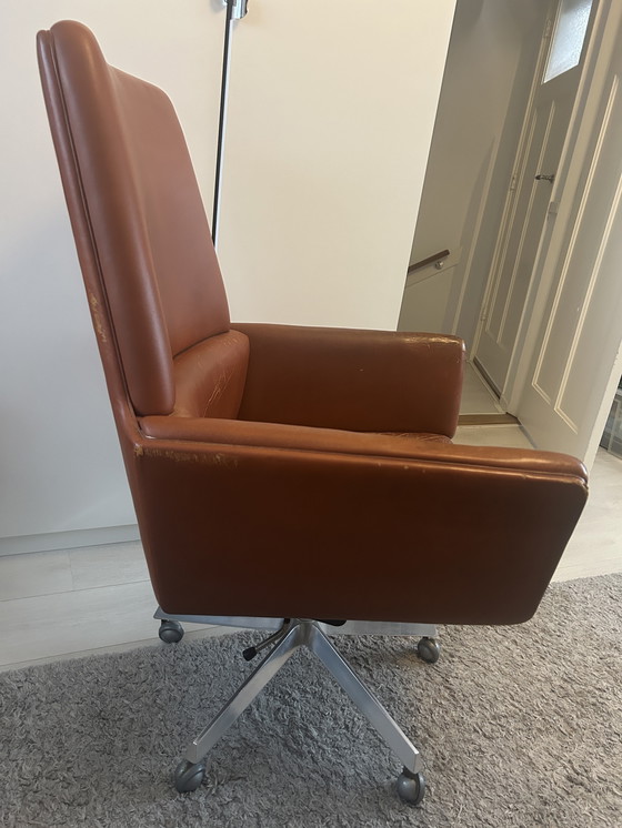 Image 1 of Finn Juhl directiestoel model 210