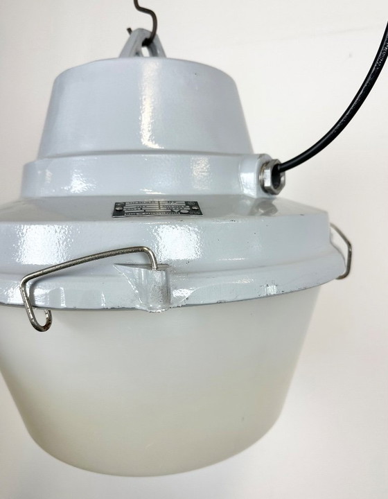 Image 1 of Lampada a sospensione industriale in alluminio pressofuso grigio, anni '80