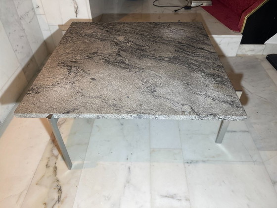 Image 1 of Tavolino Poul Kjærholm PK61 per E Kold Christensen (marmo fossile Porsgrunn)
