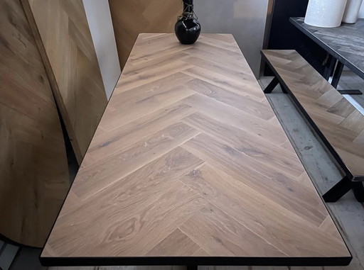 Herringbone dining table. Oak.