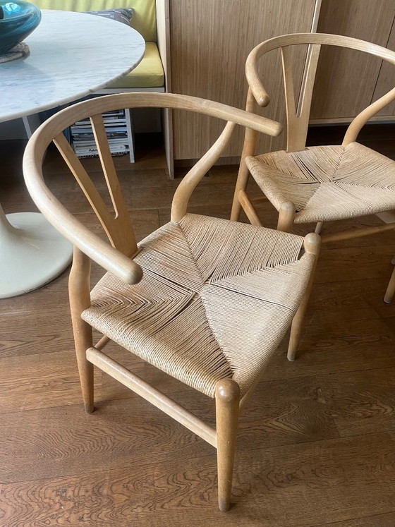Image 1 of 4 x Carl Hansen & Son CH24 Wishbone stoel Classic Natural gezeept beuken