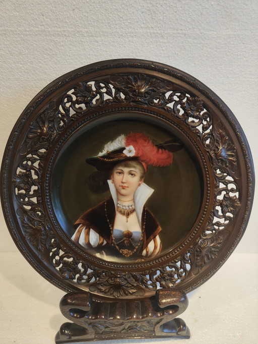 KPM Style Porcelain Portrait Reveuse Plaque Bronze Dore Box Hand Painted