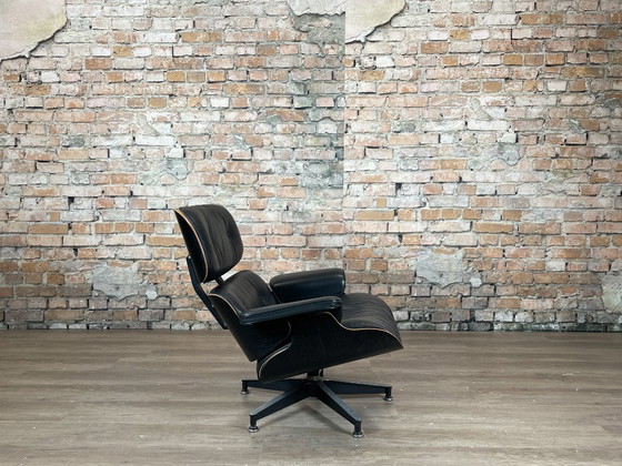 Herman Miller Eames Lounge Chair + Ottoman – Zwart | C. & R. Eames – Stoelen / fauteuils, Leather, Metal (photo 9 of 11)
