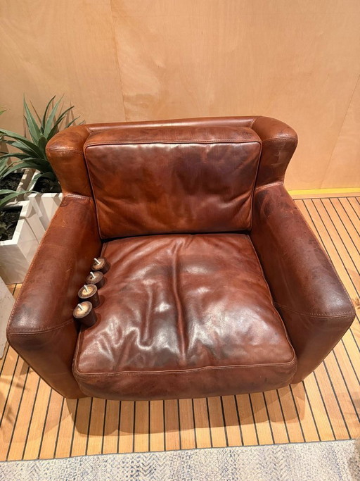 Poltrona in pelle Baxter – Design italiano – Splendida patina