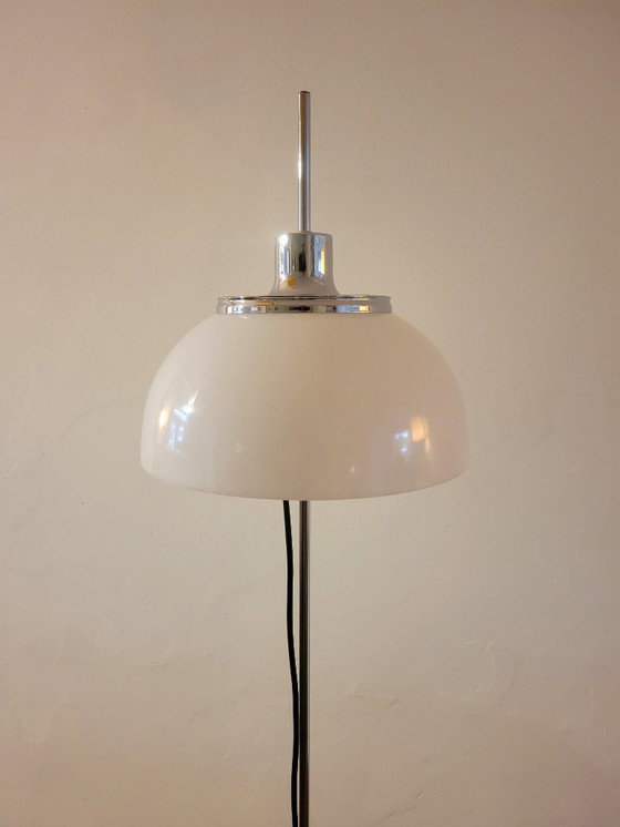 Image 1 of Vintage Harvey Guzzini Faro floor lamp