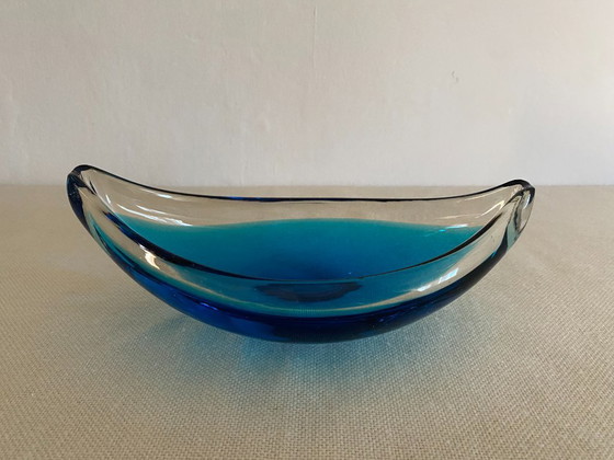 Bol en verre d'art de style Sommerso bleu vintage, années 1960 – Objets déco, Glass (photo 8 of 12)