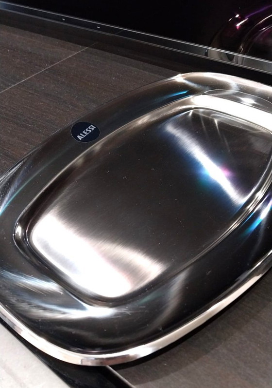 Image 1 of Alessi 125/30 Oval Serving Tray in 18/10 Stainless Steel – Satin Finish with Polished Edge, 35.5 cm