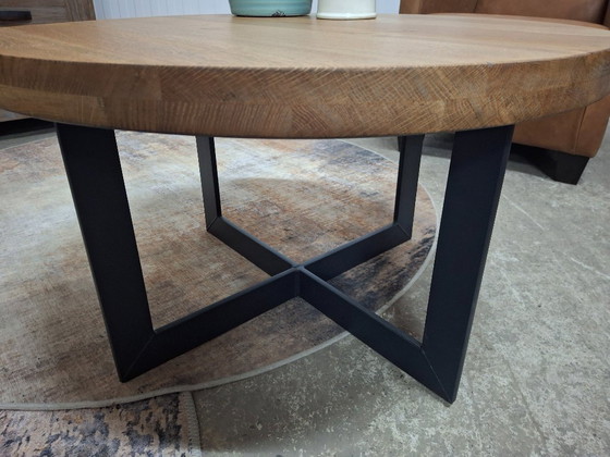 Image 1 of New robust oak coffee table with metal base 80cm