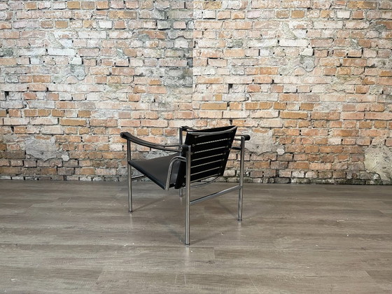 Image 1 of Cassina LC1