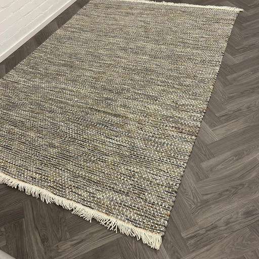 Brinker Carpets Sunshine Silver Stone 07 200x300 rug