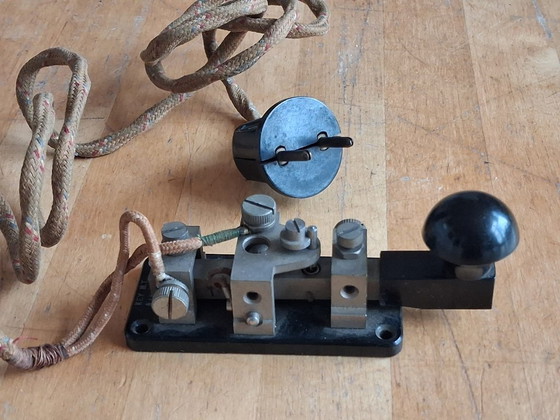 Britse militaire morsesleutel, 1940 – P.T & E.W., Decoratieve objecten, Iron (photo 3 of 9)
