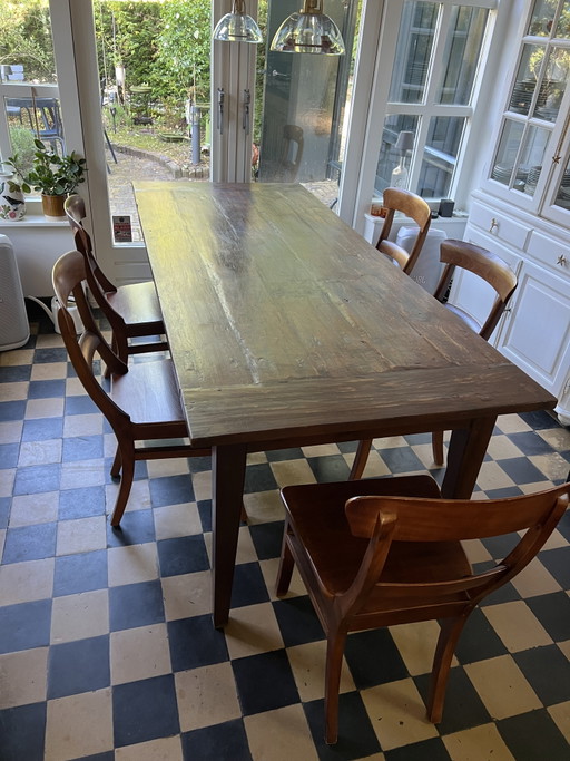 Table à manger robuste (Indonésie) avec 5 chaises