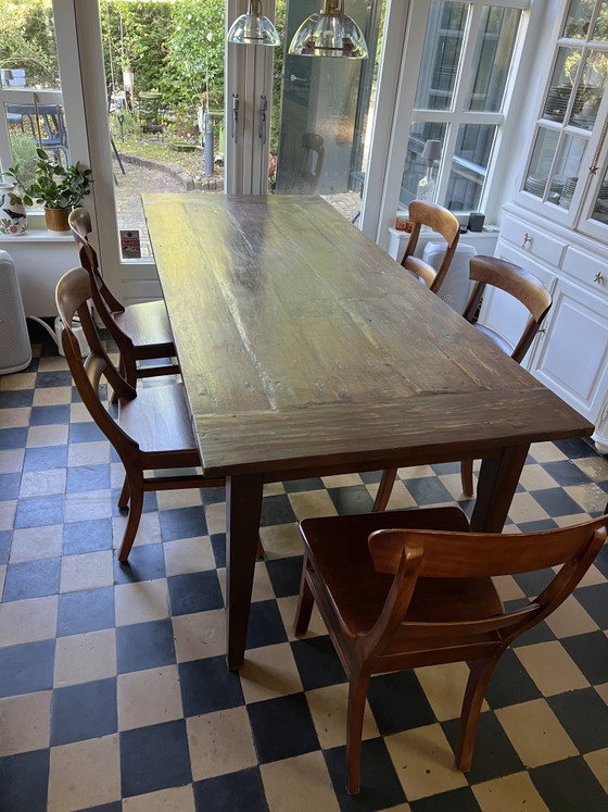 Image 1 of Table à manger robuste (Indonésie) avec 5 chaises