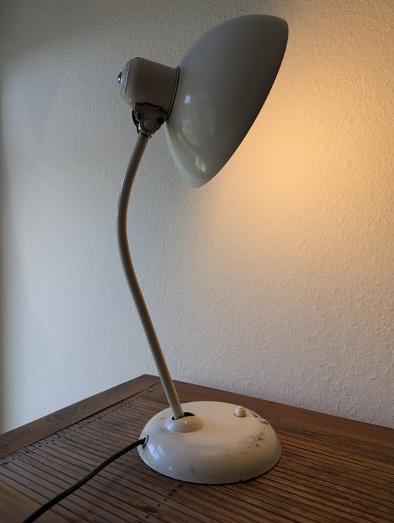 Image 1 of Lampe de table Kaiser Idell 6556 Super – Bauhaus d'origine, avec poinçon de certification 1979