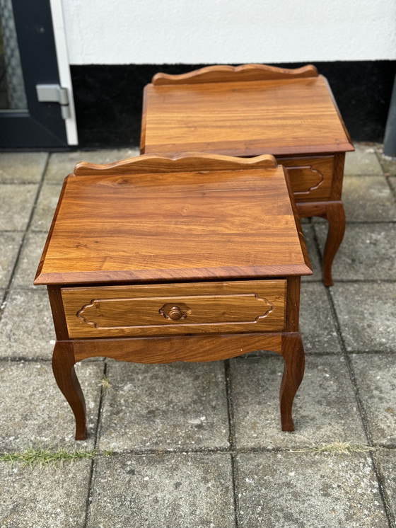 Image 1 of Pair Of Massive Oak Night Stands