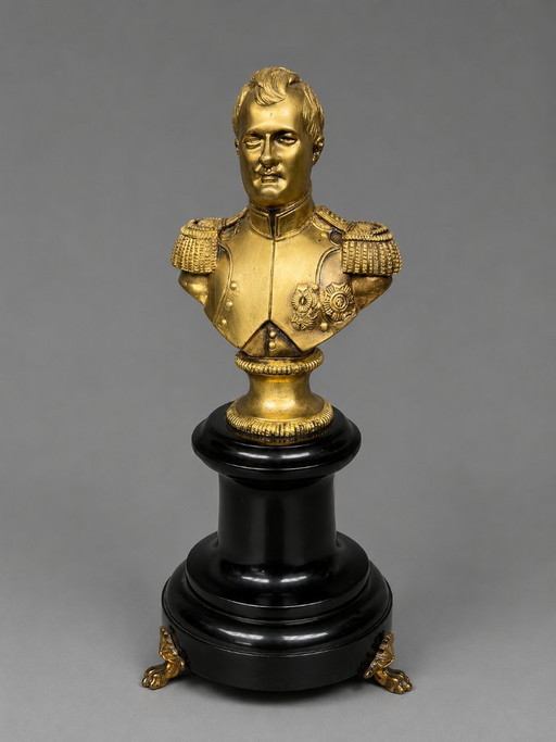 Buste de Napoléon Bonaparte, bronze massif doré, base en marbre.