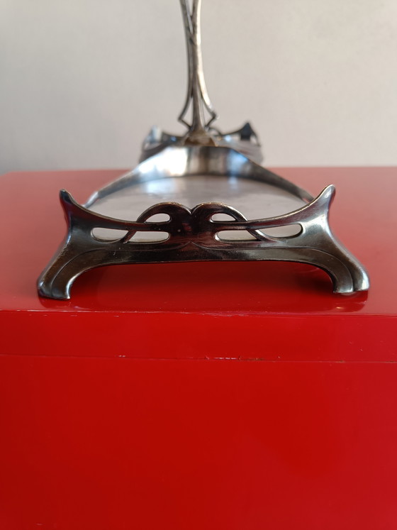 Image 1 of Plateau de service double Art Nouveau en métal argenté avec inserts en verre opalin