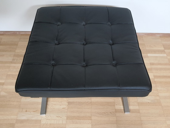 Image 1 of 2 Ottoman 'Barcelona'