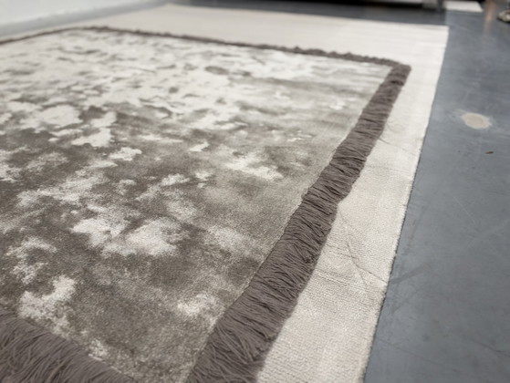 Leolux Frame Rug Reed 240x340, Rugs & carpets, Other, Taupe (photo 7 of 10)