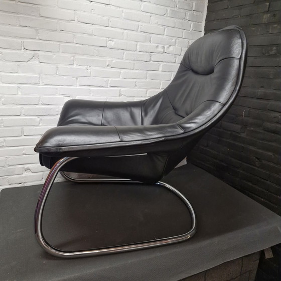 Fauteuil Label de Gerard van den Berg – Cuir, Métal (photo 2 of 10)
