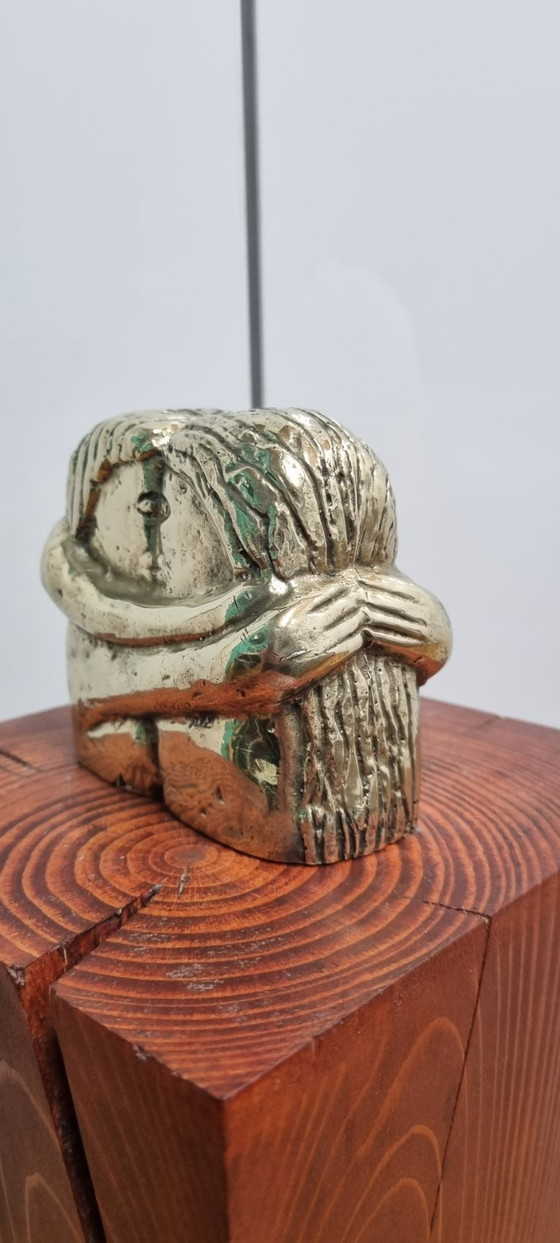 Image 1 of Sculptuur geïnspireerd op Brancusi's De Kus