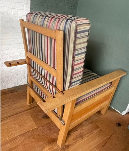 Sillón de roble estilo Morris - Icono del movimiento Arts & Crafts