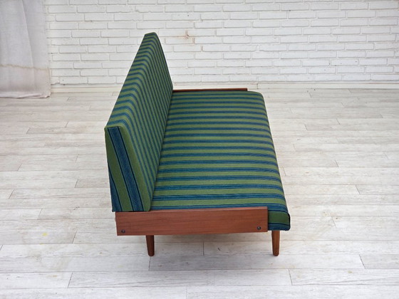 Image 1 of Daybed danese degli anni '70, mobili in lana, legno massiccio di teak, condizioni originali