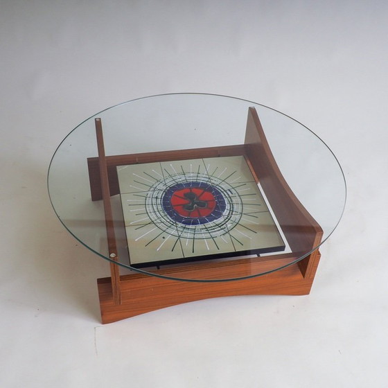 Image 1 of Tavolino rotondo di metà secolo con piastrelle in ceramica