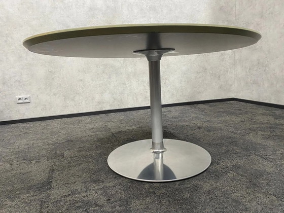 Image 1 of Artifort oval design dining table – designed by Pierre Paulin