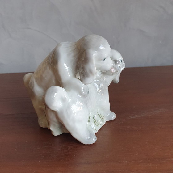 Image 1 of Vintage Puppies Spaans Porselein van Sanbo uit de Jaren 80