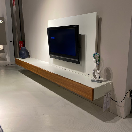 Image 1 of Hülsta Neo wall cupboard