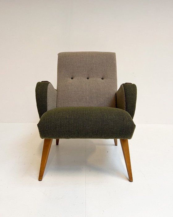 Image 1 of Poltrona di design vintage con braccioli in legno, anni '60