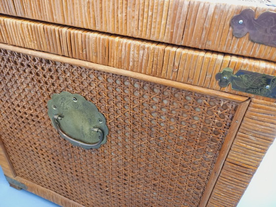 Image 1 of Baule vintage in legno, rattan, paglia e ottone