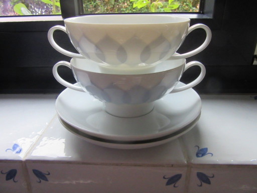 2 ciotole e piattini da zuppa Rosenthal, modello Bjorn Wiinblad Lotus, blu, vintage – servies, Porcelain (photo 2 of 7)