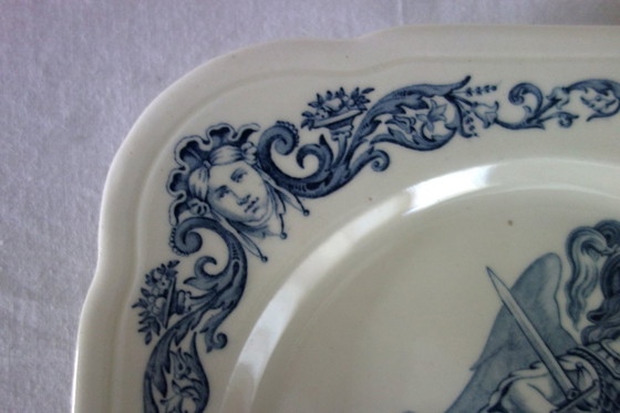 Image 1 of 2 Clairefontaine Earthenware dinner plates, Renaissance style, 19th century
