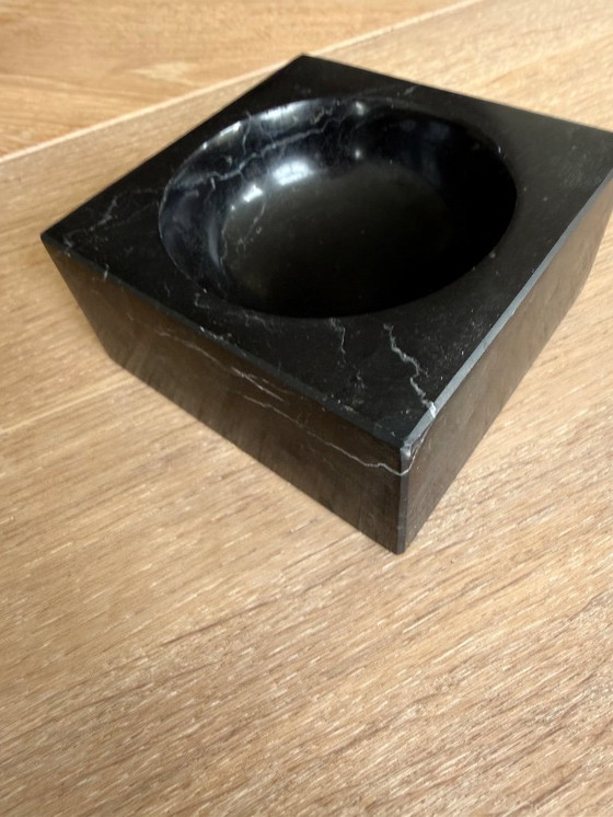 Image 1 of Vassoio in marmo nero