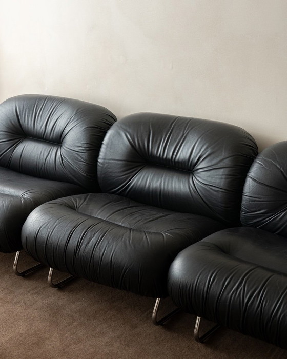 Italian Leather And Chrome Lounge Chairs, 1980s, Set Of 3 – Armchairs (photo 5 of 23)