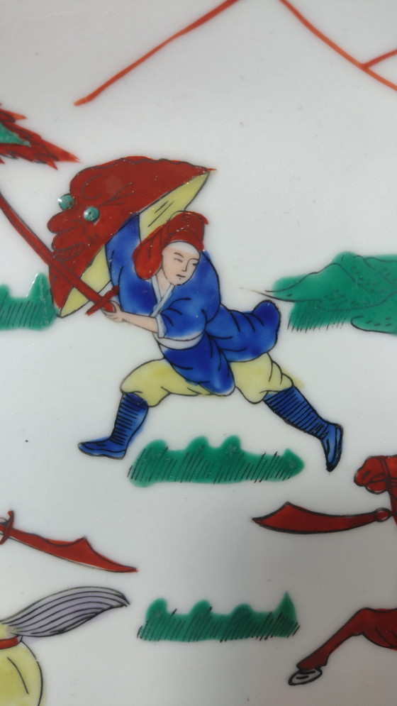 Image 1 of Piatto cinese in porcellana dipinto a mano