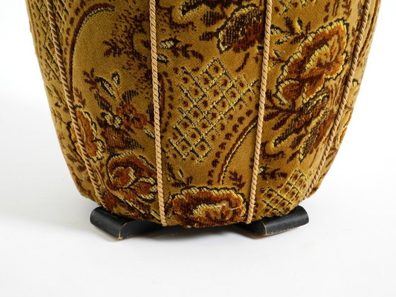 Image 1 of Originaler Pouf-Hocker von Jindrich Halabala aus dem Jahr 1958 – Hergestellt in Tschechien