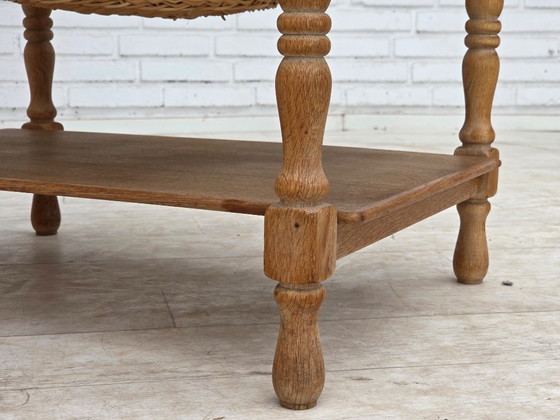 Anni '70, Tavolino scandinavo con cassetti, legno massello di rovere, rattan. – Tavolini (photo 6 of 21)