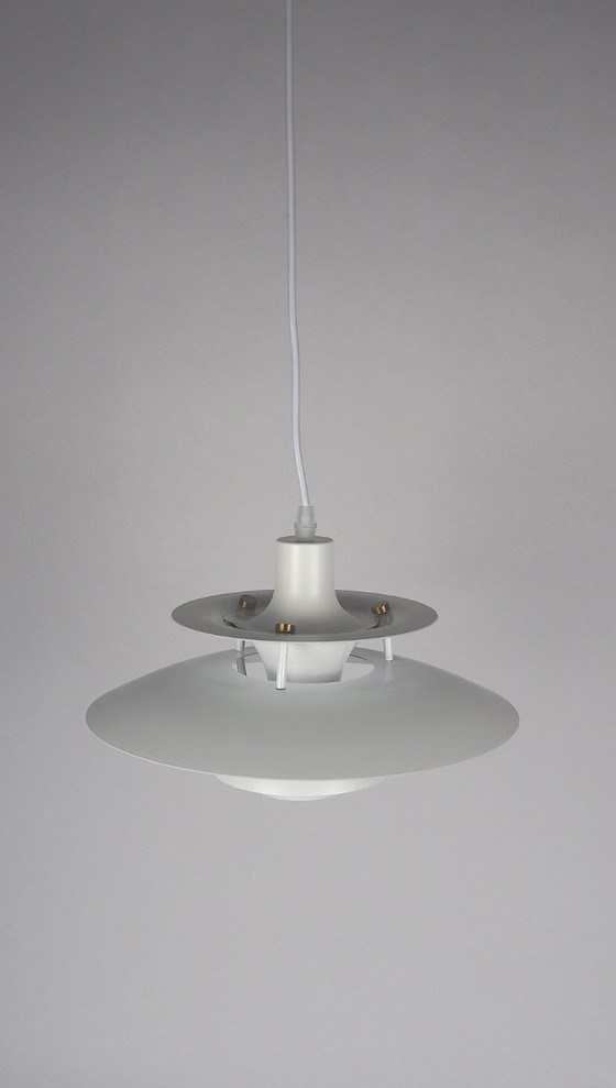 Louis Poulsen PH5 – Suspensions, Aluminium, Brass (photo 4 of 7)