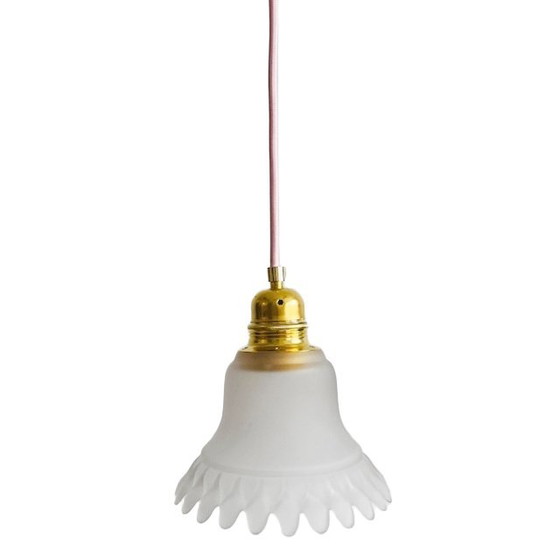 Image 1 of Lampada a sospensione vintage in vetro satinato a forma di fiore bianco trasparente, anni '60
