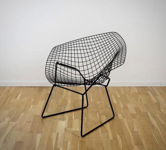 Image 1 of 2 frames (zwart) Diamond Chair van Bertoia