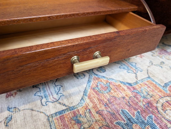 Image 1 of 2 comodini vintage sospesi, danesi, anni '60