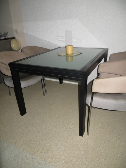 Sleek Compact Extendable Black Dining Table